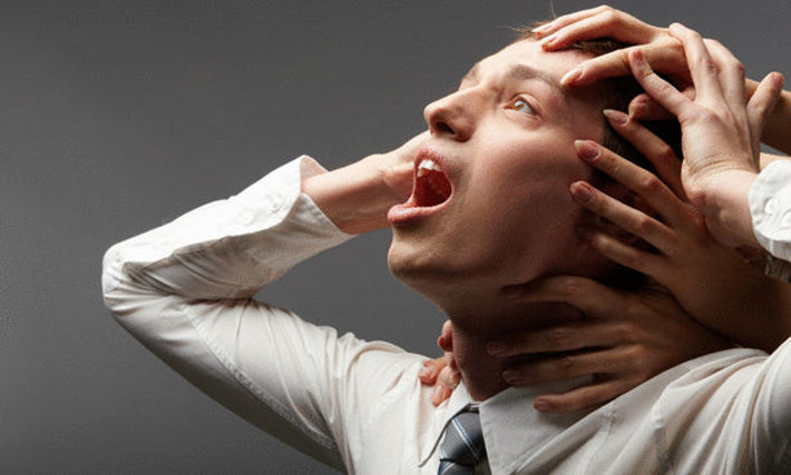 تأثير الإدمان على الصحة النفسية، أمراض نفسية خطيرة على المدمن